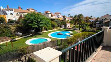 Estupendo Adosado Listo para entrar a Vivir en Lomas de Esuri photo 0