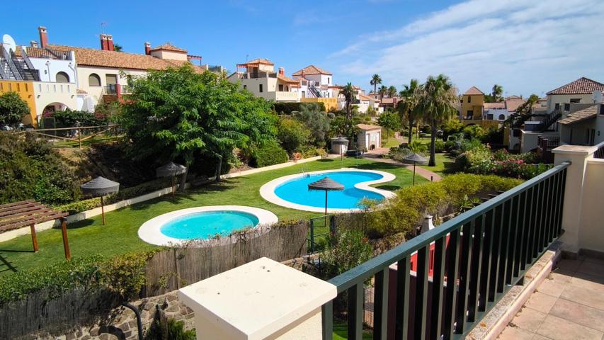 Estupendo Adosado Listo para entrar a Vivir en Lomas de Esuri photo 0