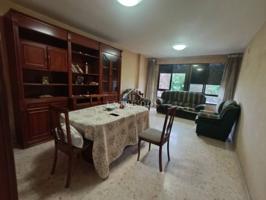 PISO EN VENTA EN ZONA LLUIS VIVES photo 0
