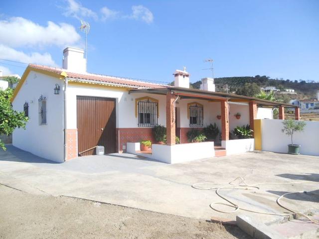 Casa En venta en Vélez-Málaga photo 0