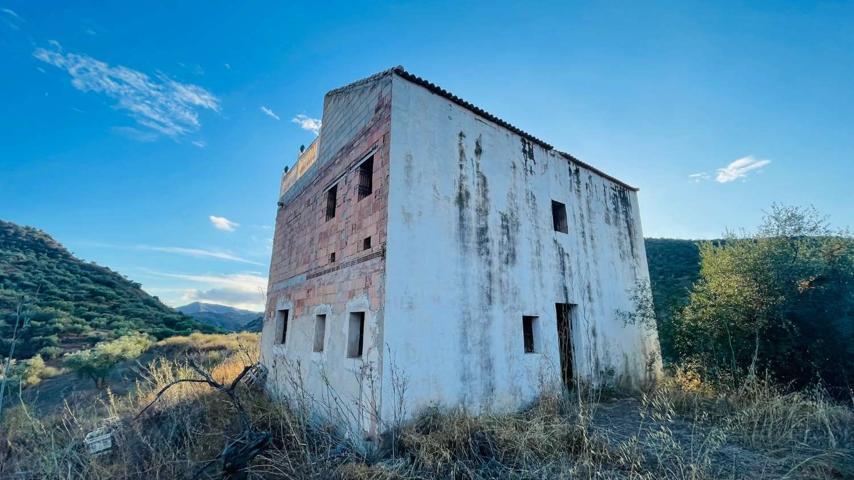 Casa En venta en Viñuela photo 0