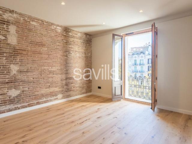 Piso En venta en Barcelona photo 0