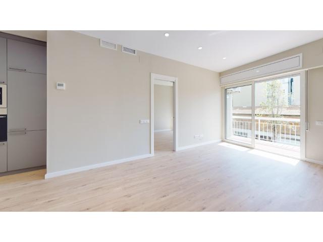 Piso En venta en Barcelona photo 0