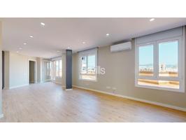 Piso En venta en El Poble Sec - Parc De Montjuïc, Barcelona photo 0