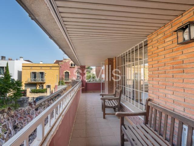 Piso En venta en Les Tres Torres, Barcelona photo 0