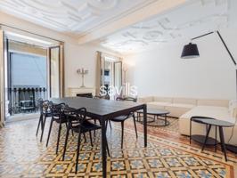 Piso En venta en Barri Gòtic, Barcelona photo 0