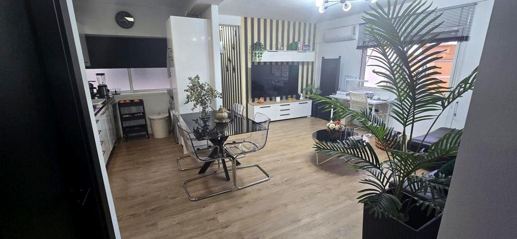 Hermoso Piso Totalmente remodelado photo 0