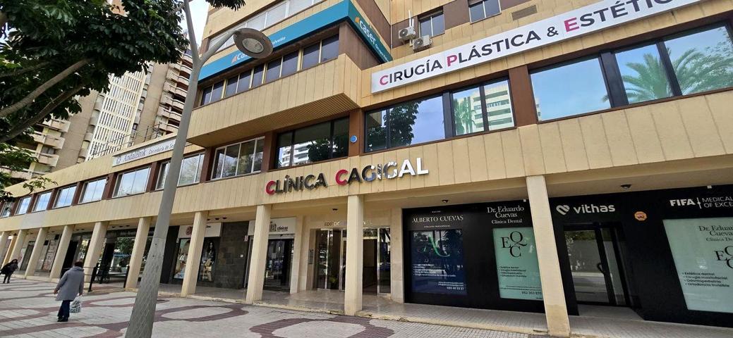 Piso en venta en Málaga de 196 m2 photo 0