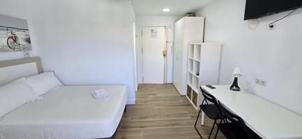 Estudio en alquiler en Benalmádena de 23 m2 photo 0