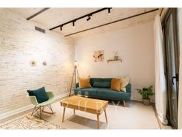 Descubre tu nuevo hogar en el encantador barrio de Sant Antoni, Barcelona! photo 0
