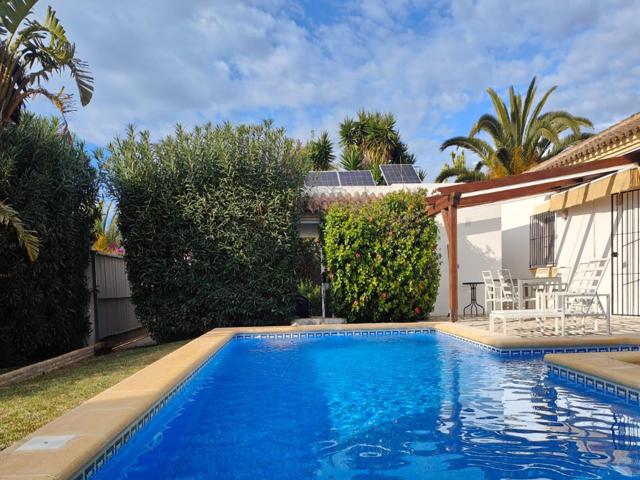 Casa unifamiliar en Conil de la Frontera.  photo 0