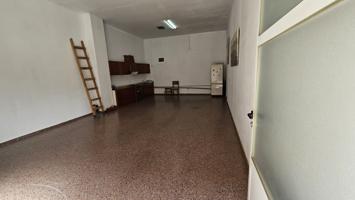 Local En venta en Cl Pablo Picasso, Novelda photo 0
