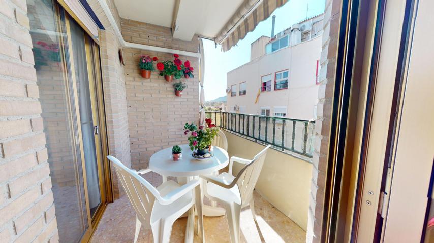 Piso En venta en Cl Colombia, Crevillent photo 0