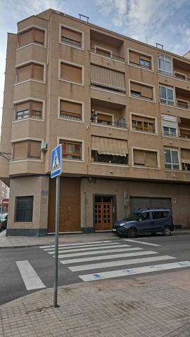 Local En venta en Cl Pablo Casals, Novelda photo 0