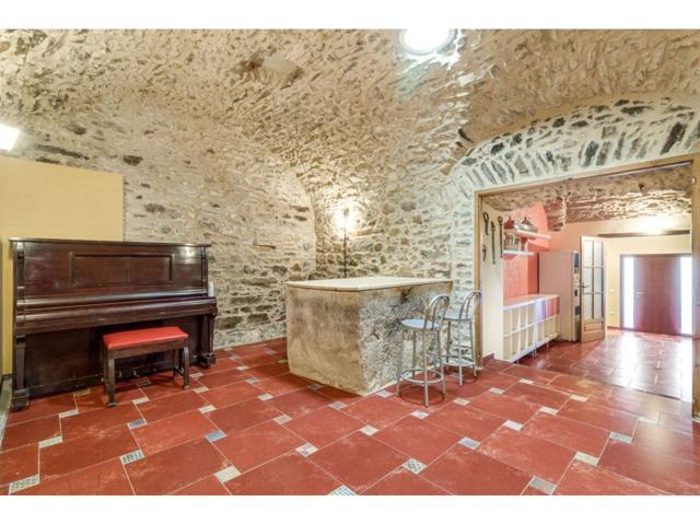 Casa rústica reformada con precioso encanto antiguo catalán. photo 0