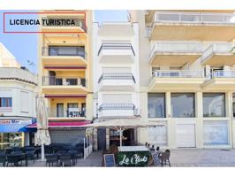 ¡A tan solo 30m de la playa y con licencia turística! photo 0