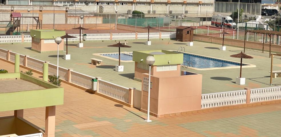 Piso En venta en Costa Manga Iii, 5, 1ª. 30380, Zona Entremares, La Manga Del Mar Menor (murcia), La Manga Del Mar Menor photo 0