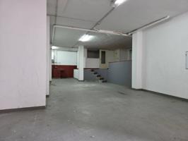 Local en alquiler photo 0