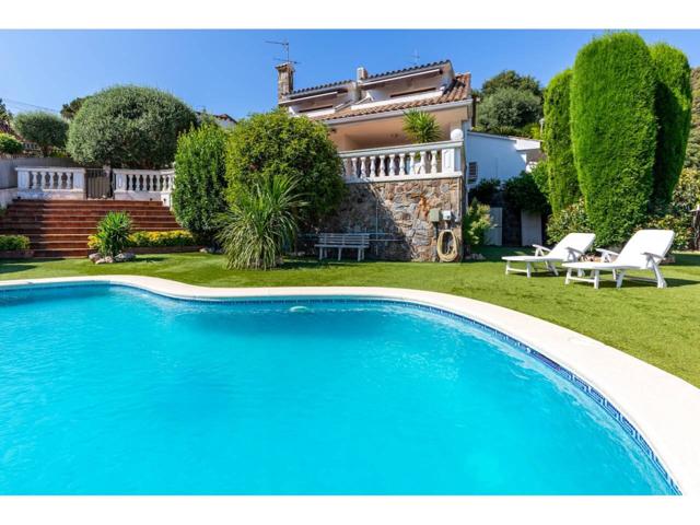 Casa independiente con piscina photo 0