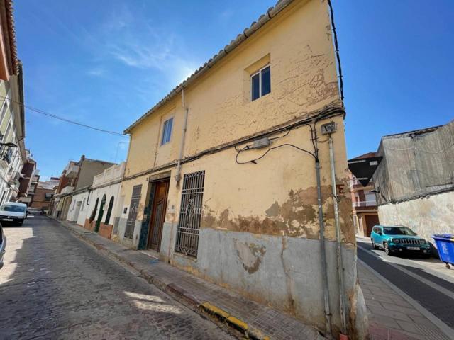 Venta de casa adosada en Torrent photo 0