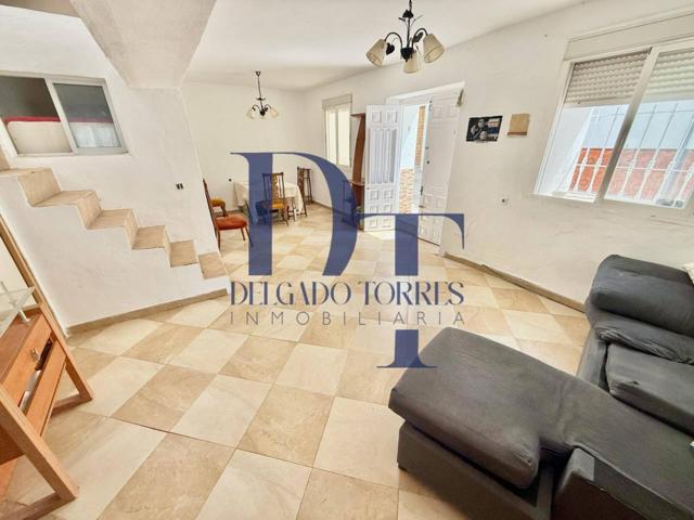 Casa en venta en Vélez-Málaga photo 0