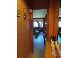 ¡Tu nuevo hogar en Ciudad Meridiana! Piso de 3 dormitorios con ascensor photo 0