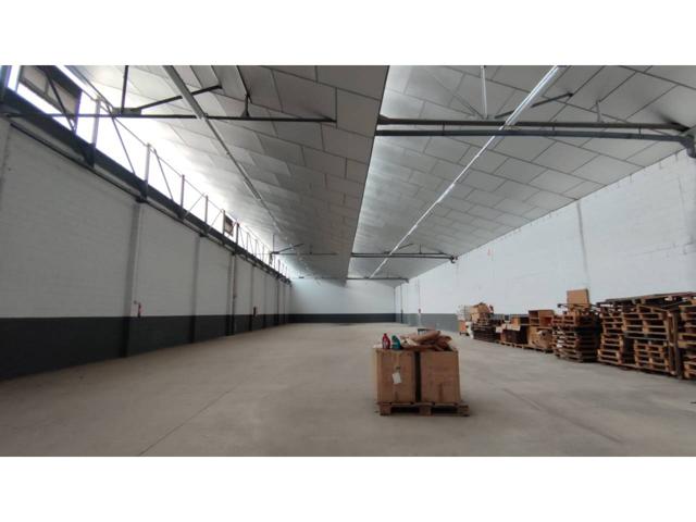 Nave Industrial de 1050 m² en Pol. Ind. Cova Solera photo 0