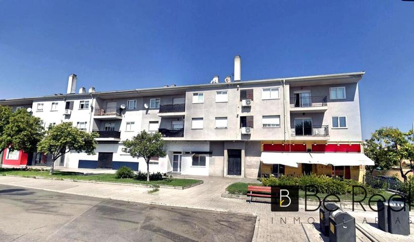 EN ALQUILER A ESTRENAR PISO DE TRES HABITACIONES PARA ESTUDIANTES, EN VILLANUEVA DE LA CAÑADA (MADRID). photo 0