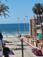 ¡Tu oportunidad de vivir cerca del mar te espera en Santa Pola! 🌅🏢 photo 0