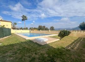 Encantador adosado en venta en La Nucía con vistas despejadas a las montañas photo 0