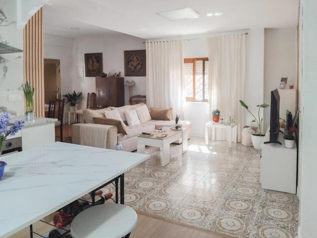 Luminoso y Reformado Apartamento en el Corazón de Villajoyosa photo 0