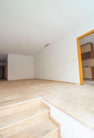 Encanto y tranquilidad: moderna planta baja en Las Bayas photo 0