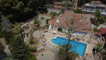 Villa con encanto mediterráneo en venta en Alfaz del Pi photo 0