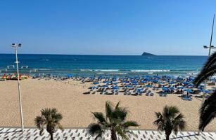 🌊 Apartamento en Venta en Primera Línea de Playa en Benidorm photo 0