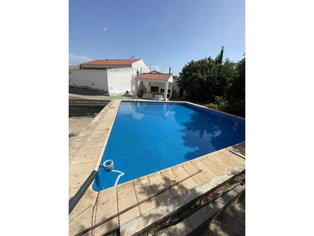 Casa en venta en Baza photo 0