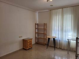 Venta de piso en Baza photo 0