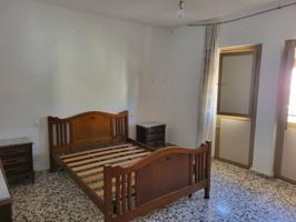 Venta de una casa en Baza photo 0