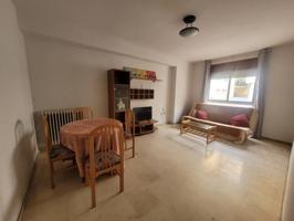 Venta de piso en Baza photo 0
