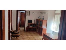 Piso en venta en Baza photo 0
