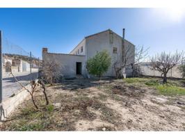 Casa en venta en Cortes de Baza photo 0