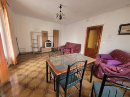 Piso en venta en Baza photo 0