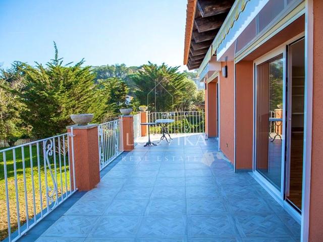 Piso En venta en Sant Feliu De Guíxols photo 0