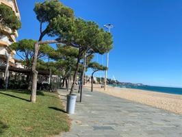 Piso En venta en Castell-Platja D'Aro photo 0