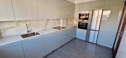 Unifamiliar En venta en Baiona photo 0