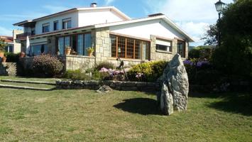 Unifamiliar En venta en Vigo photo 0