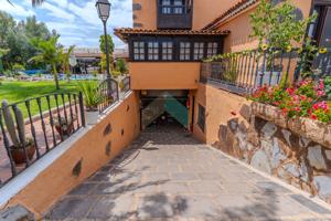Villa En venta en San Miguel de Abona photo 0