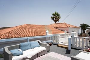 Villa En venta en San Miguel de Abona photo 0