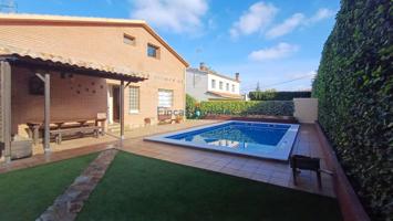 Chalet - Torre - Terrassa photo 0