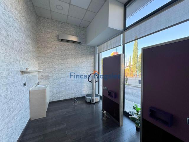 Local comercial - Terrassa photo 0