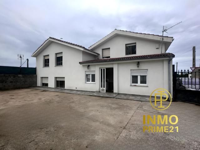 Unifamiliar En venta en Cl Murillo, Santa Cruz De Bezana photo 0